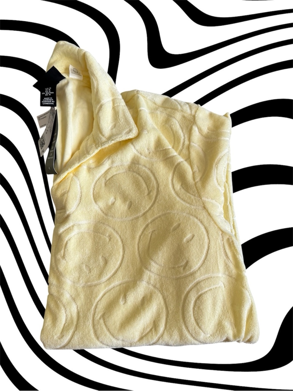 Butter Yellow Collard Shirt - Smiley Face Pattern